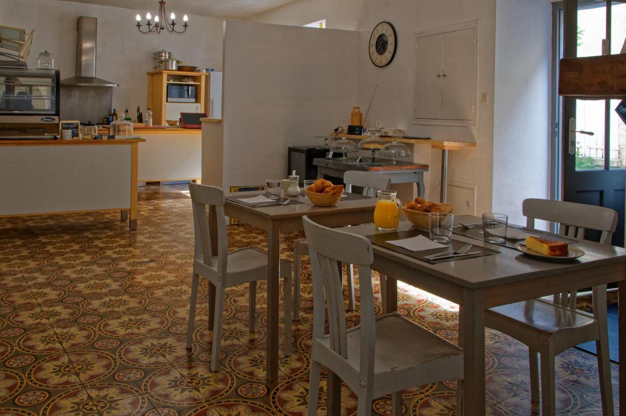 Maison Rives - Village Du Livre De Montolieu Buitenkant foto