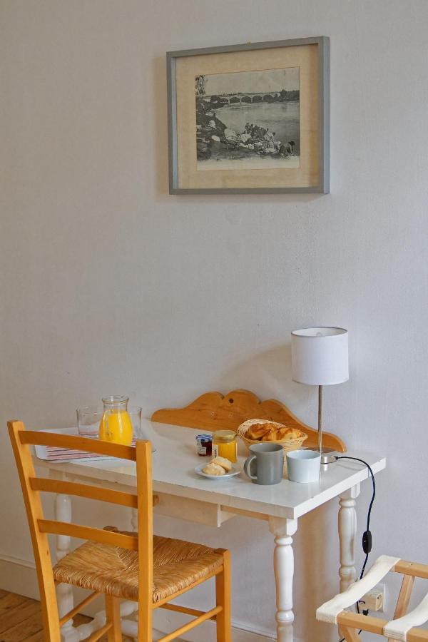 Maison Rives - Village Du Livre De Montolieu Buitenkant foto